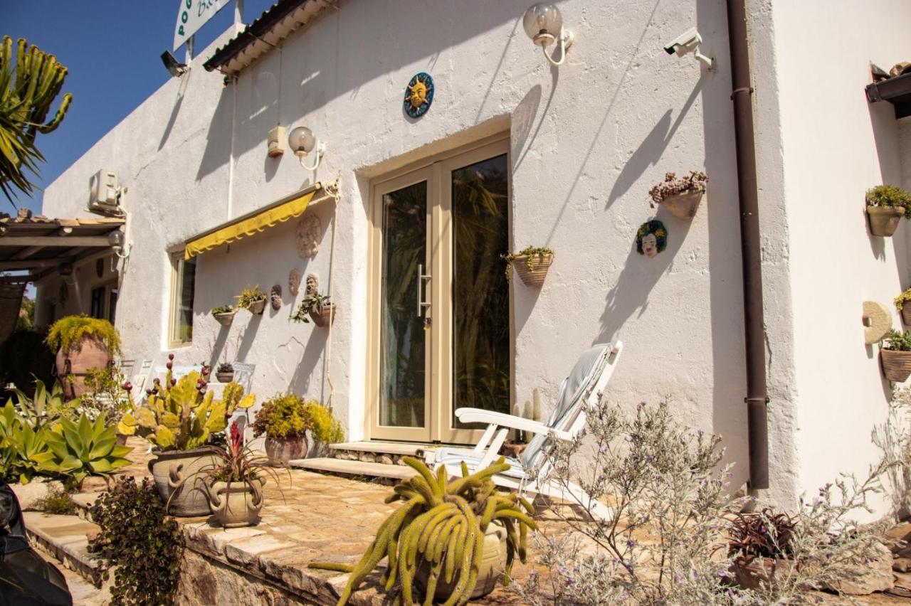 Poggio Bellavista Bed & Breakfast Sampieri Exterior photo